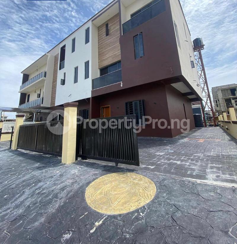 4 bedroom House for rent Second Tollgate Lekki Lagos