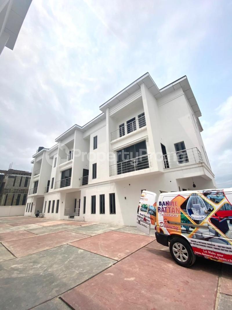 4 bedroom House for rent   Osapa london Lekki Lagos