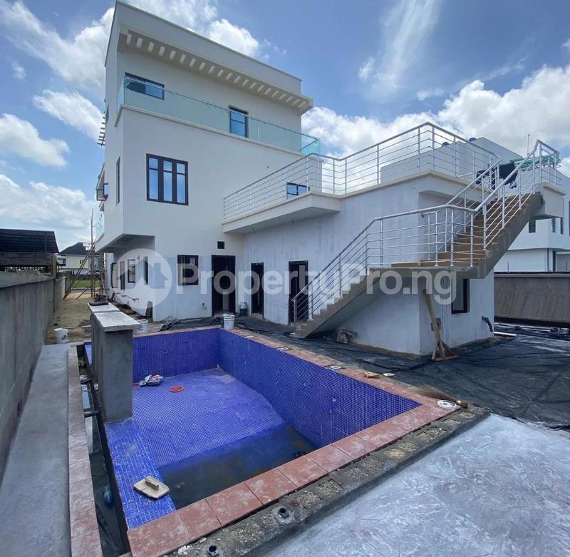 5 bedroom House for sale Pinnock Beach Estate Osapa london Lekki Lagos