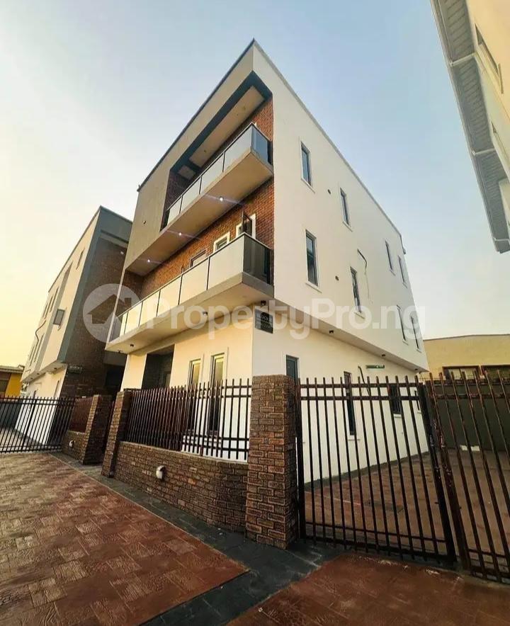 5 bedroom House for sale Berger Ojodu Lagos