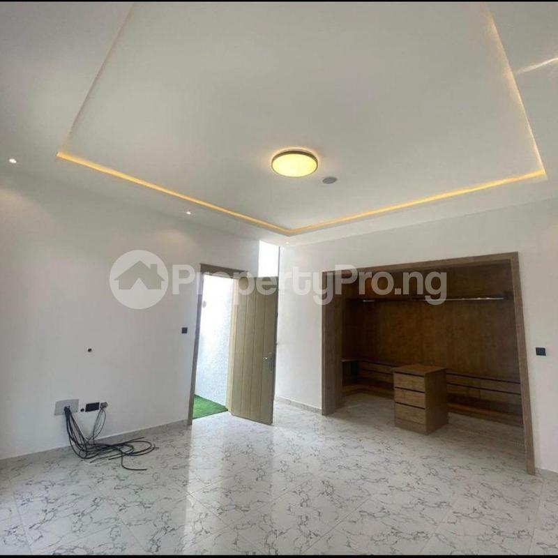 5 bedroom House for sale Ologolo Lekki Lagos - 0