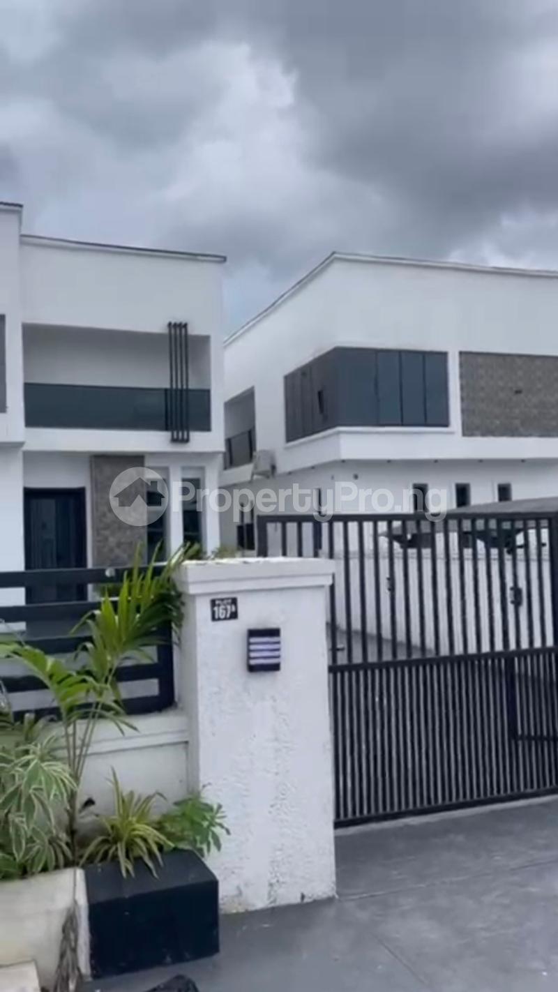 House for sale Prefab, Off Aladinma Road Owerri Imo