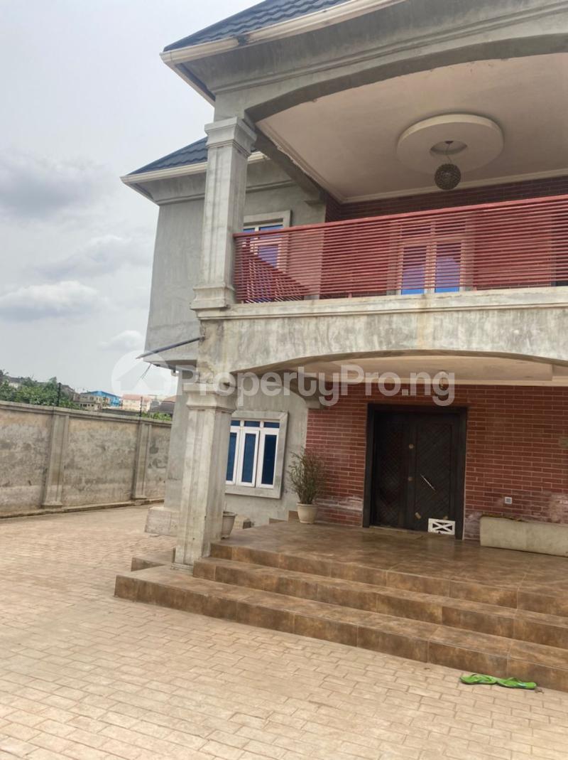 7 Bedroom House in Olowora Ojodu Lagos House for sale in ojodu