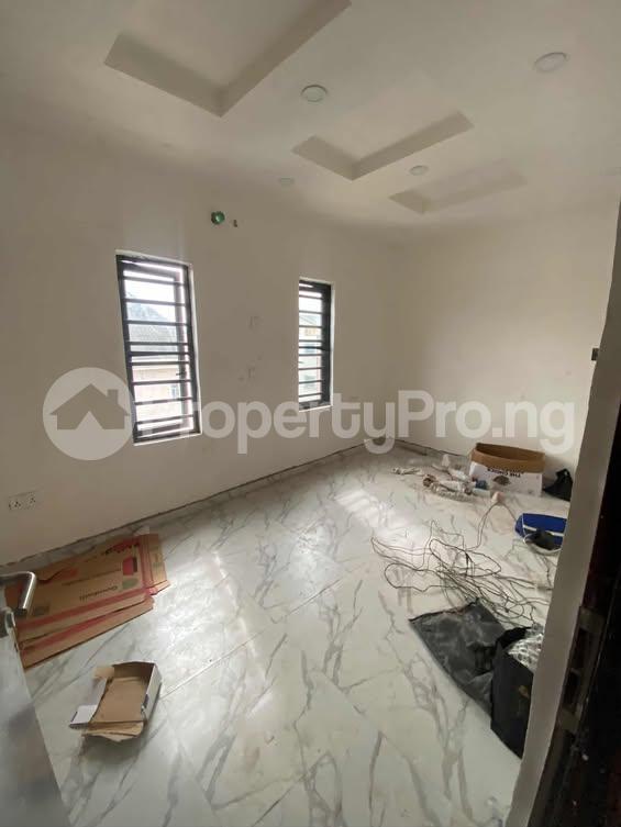 1 bedroom Flat / Apartment for rent Borno Way Adekunle Yaba Lagos