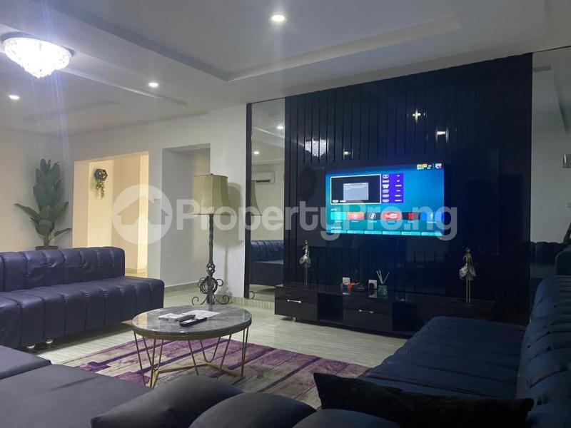 3 bedroom House for rent ONIRU Victoria Island Lagos