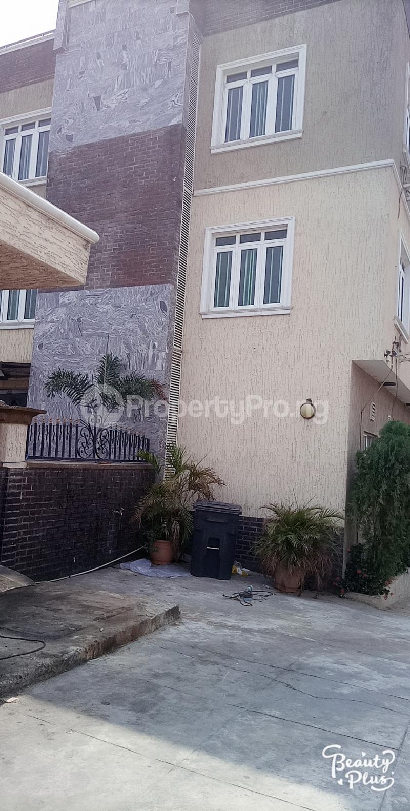 House in Isolo Lagos House for rent in isolo House in isolo