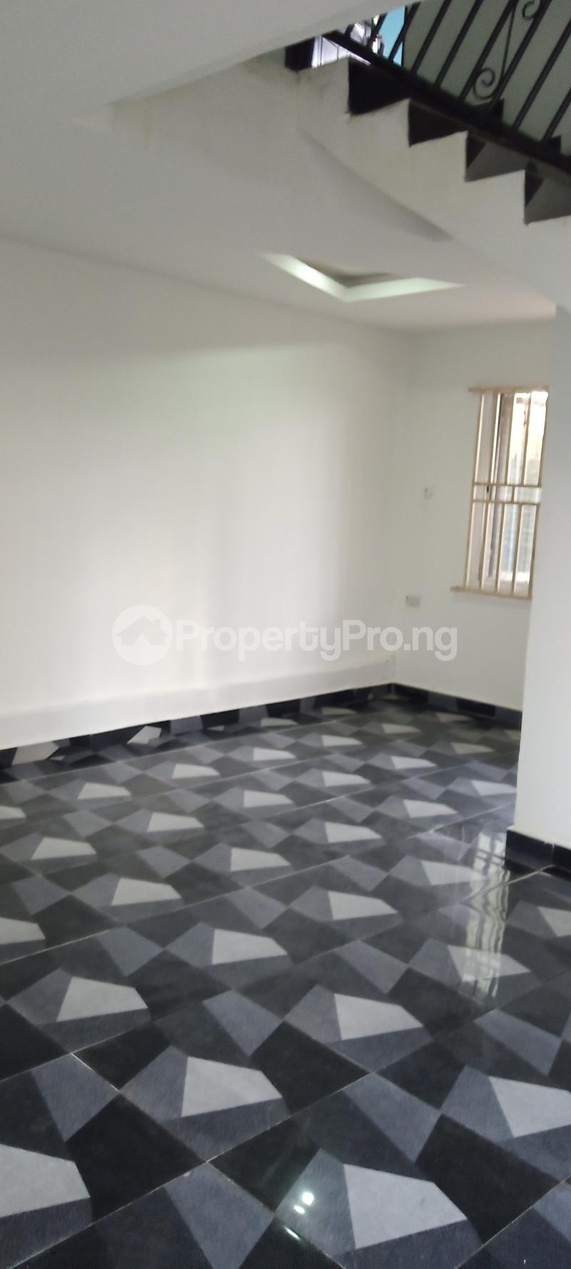 2 bedroom Flat / Apartment for rent Commissioner Road, Okpanam Road,asaba Asaba Delta