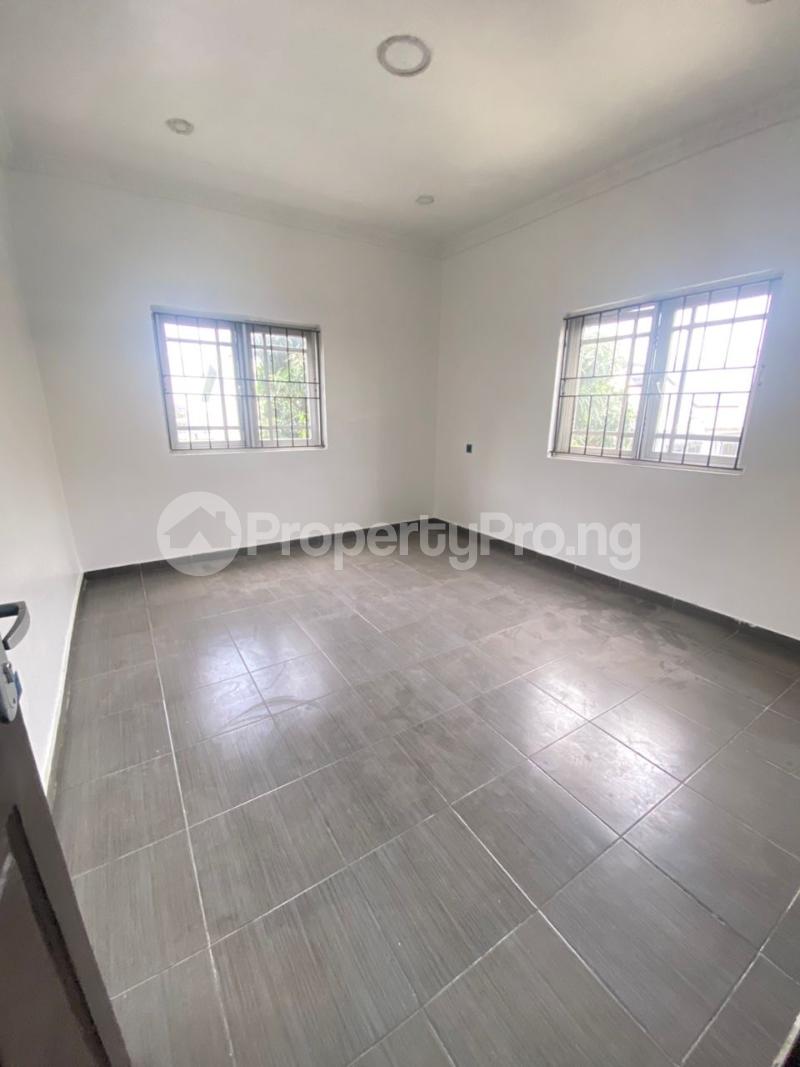2 bedroom House for rent Lekki Phase 1 Lekki Lagos