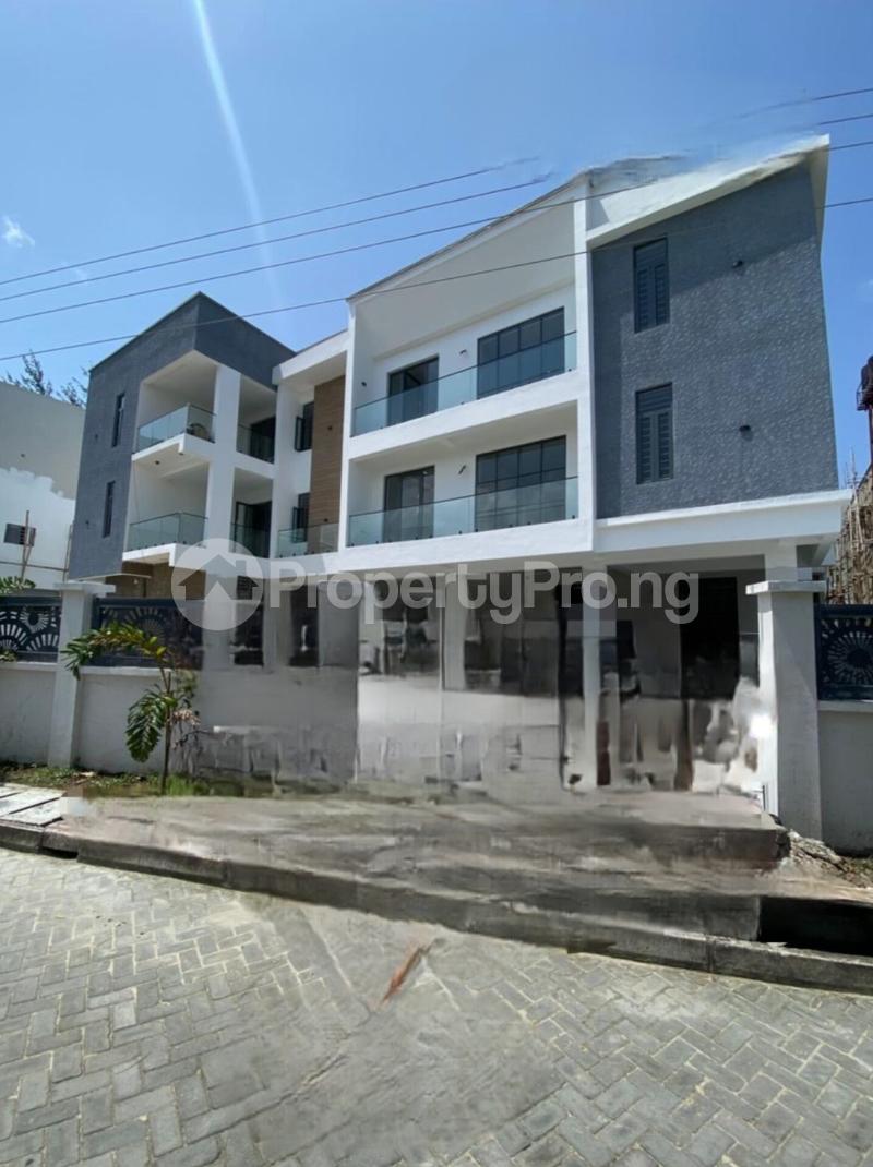 2 bedroom House for sale Osapa london Lekki Lagos