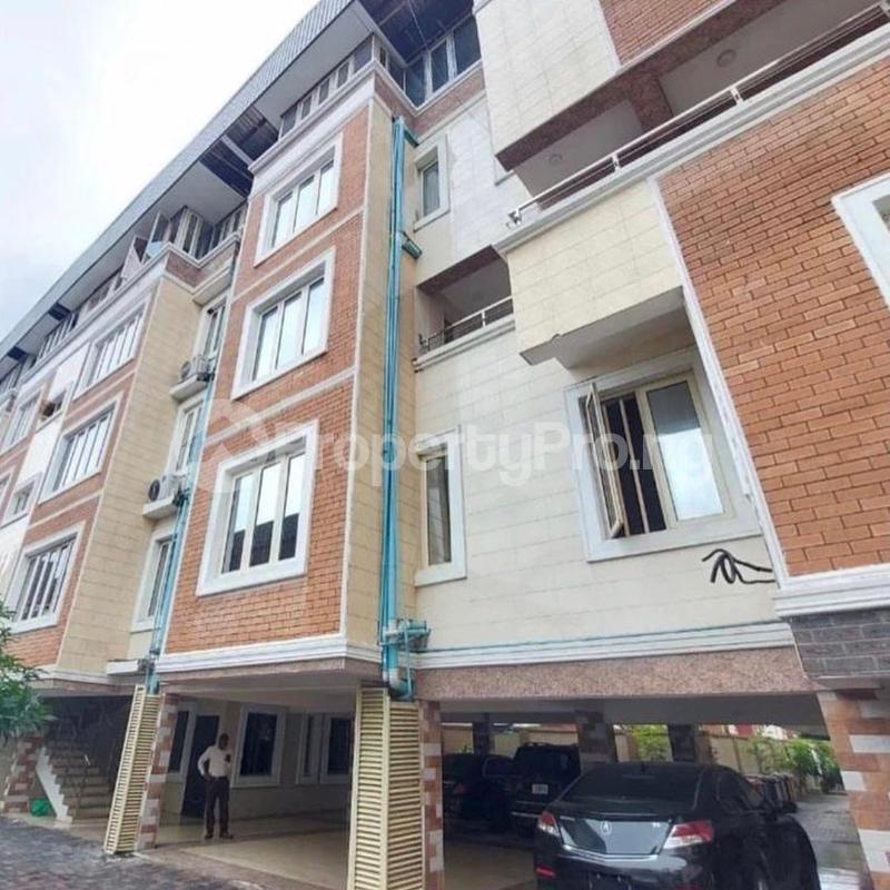 3 bedroom Flat / Apartment for rent Osapa Osapa london Lekki Lagos