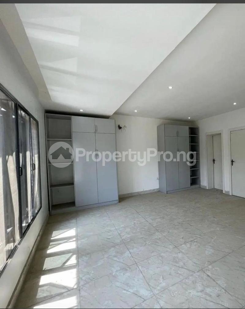 3 Bedroom House in Abraham adesanya estate Ajah Lagos House for sale