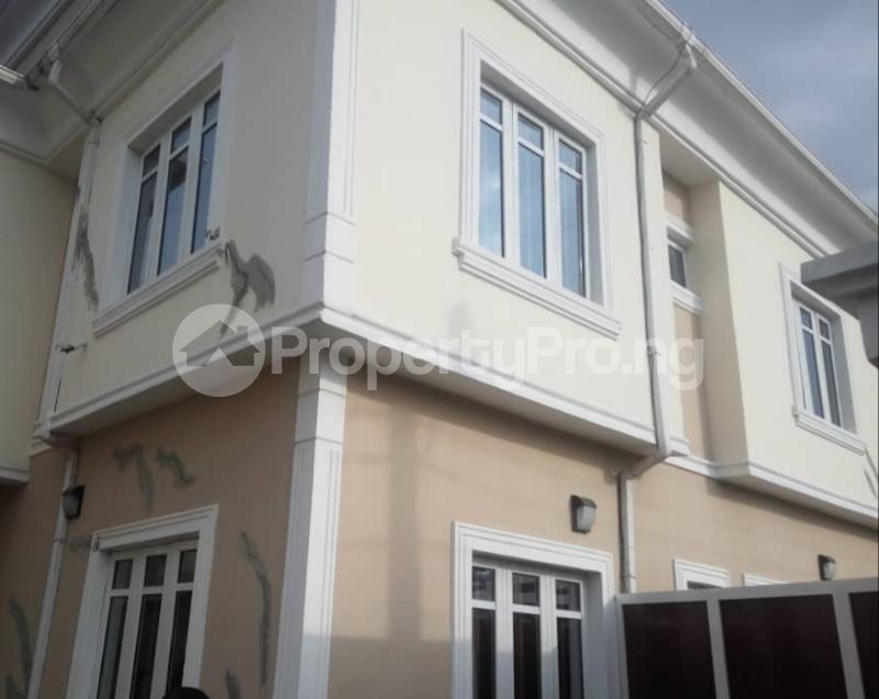 3 bedroom House for rent Estate Millenuim/UPS Gbagada Lagos