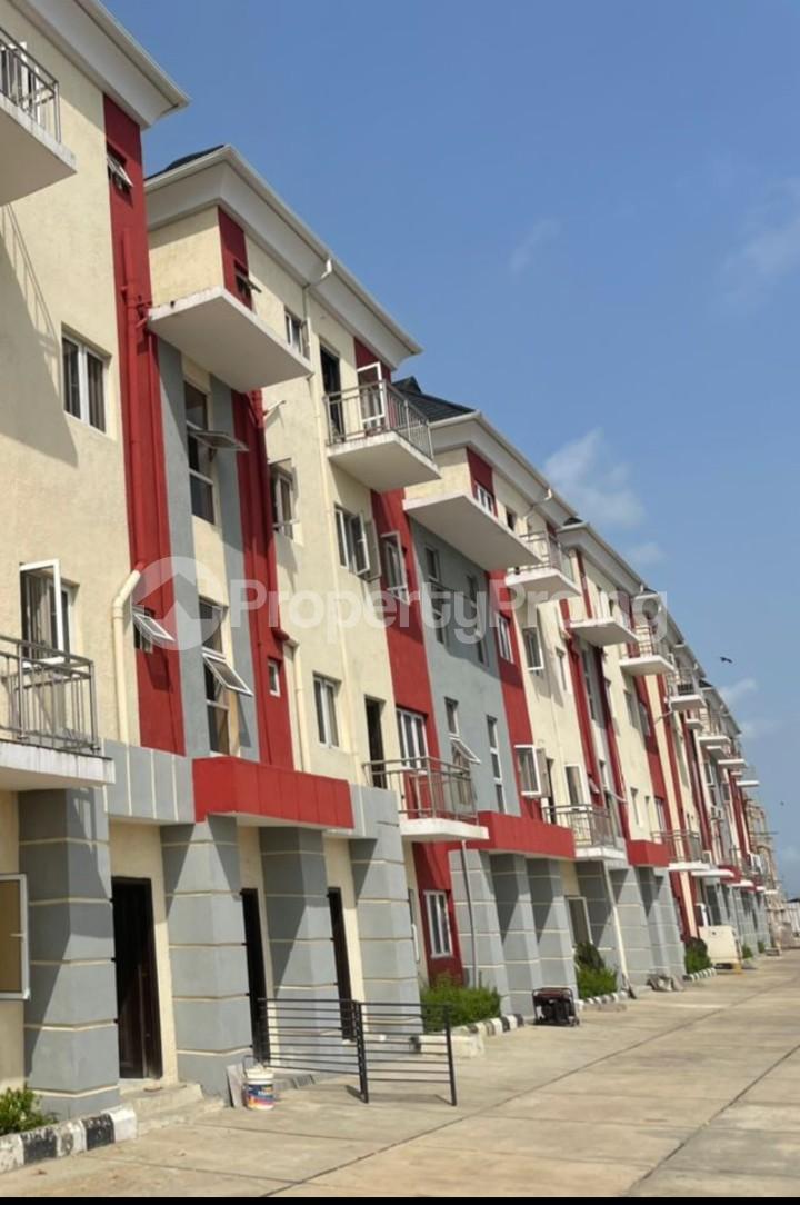 4 bedroom House for rent Yaba Lagos