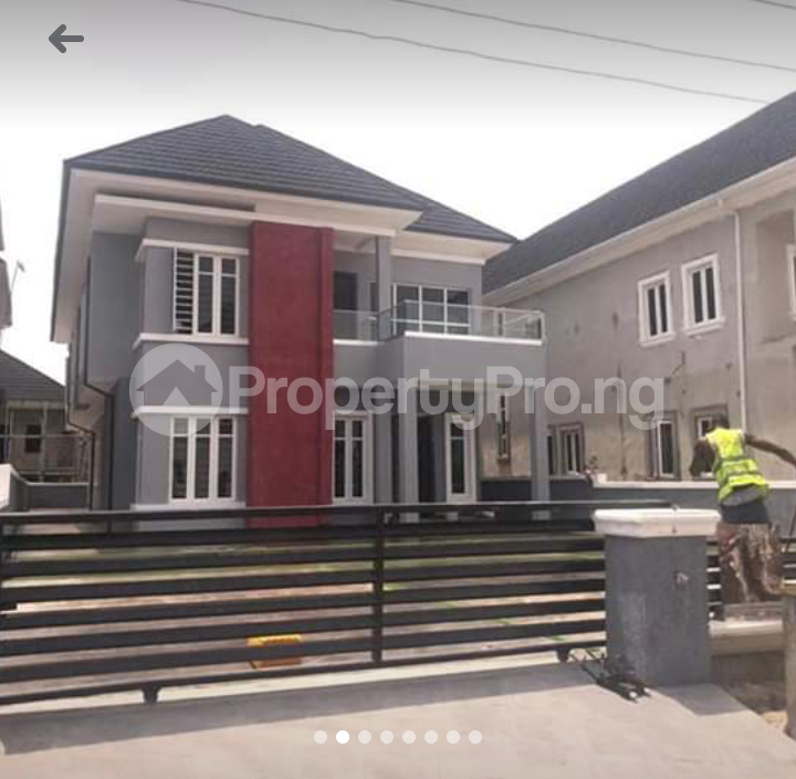 4 bedroom Flat / Apartment for sale Badore Ajah Lagos