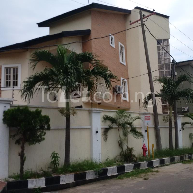 5 bedroom House for sale At Shonibare Estate Maryland Lagos