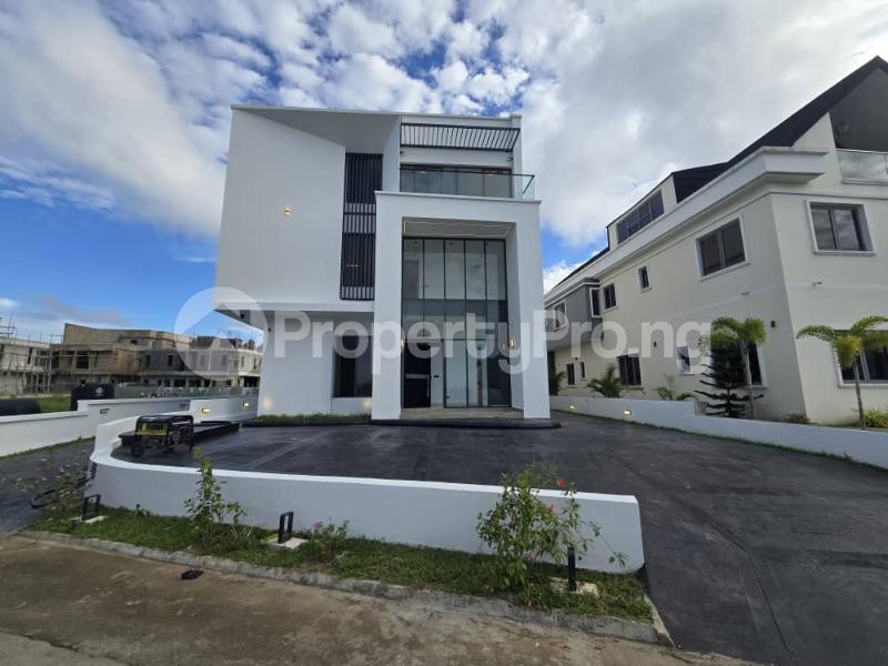 5 bedroom House for sale Cowrie Creek Estate Ikate Lekki Lagos