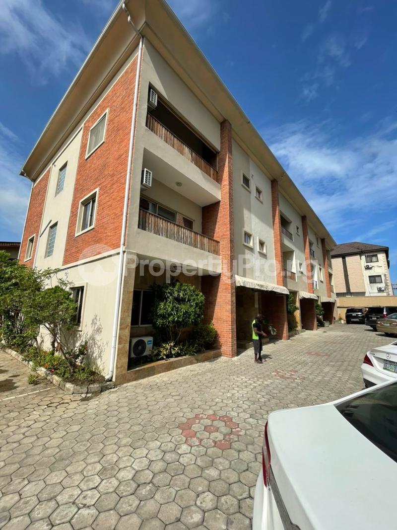 5 bedroom House for rent  Parkview Estate Ikoyi Lagos