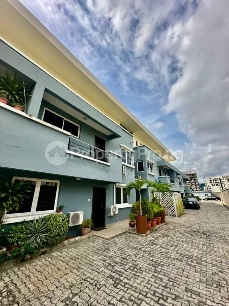 3 bedroom Flat / Apartment for sale Parkview Estate Ikoyi Lagos