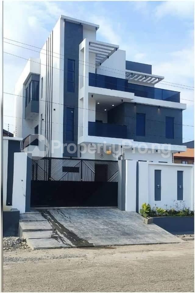 5 bedroom House for sale   Omole phase 1 Ojodu Lagos