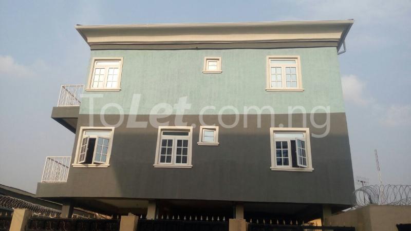 3 bedroom Flat / Apartment for rent Idowu Ajayi Street Ifako-gbagada Gbagada Lagos - 0