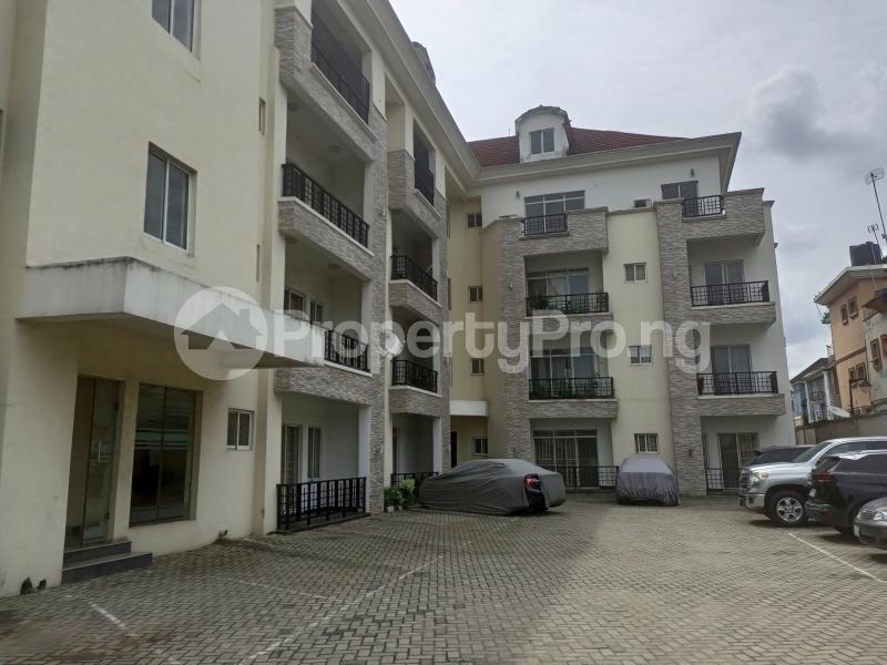 3 bedroom Flat / Apartment for rent Off Adeyemo Alakija, Gra Ikeja Lagos