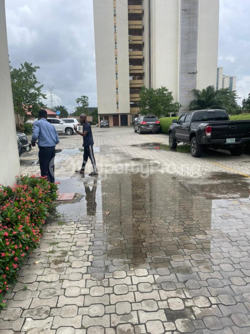 2 bedroom Flat / Apartment for rent Surulere Lagos