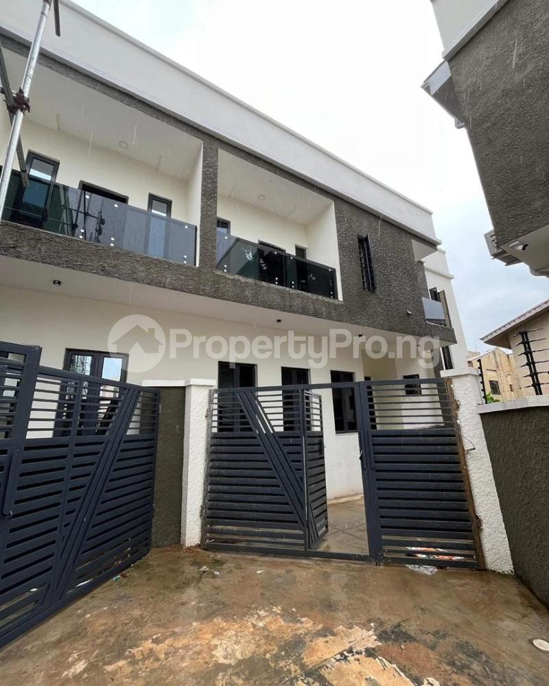 4 bedroom House for sale Omole Phase 2 Airport Road(Ikeja) Ikeja Lagos