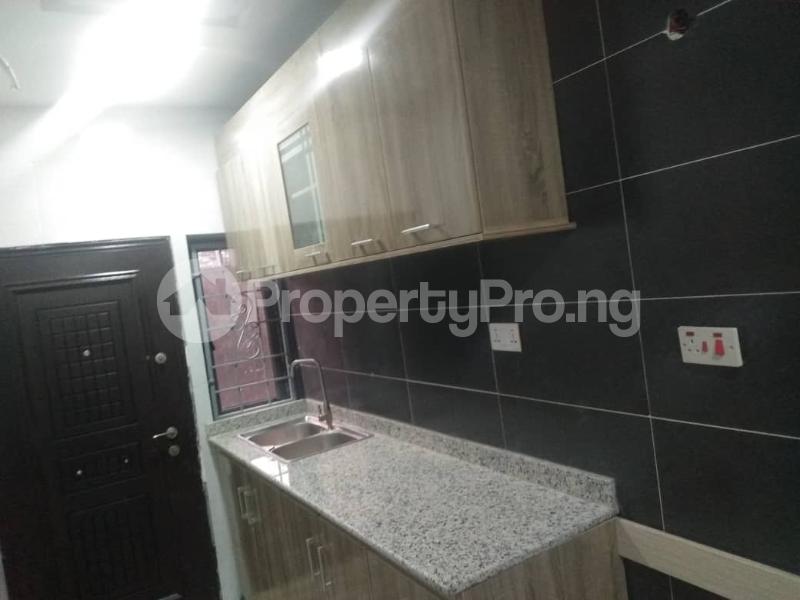 1 bedroom House for rent Close To Gilmore Jahi Abuja