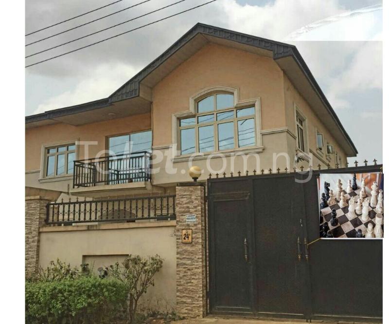 4 bedroom House for rent Ayo Fasugba Street Magodo Kosofe/Ikosi Lagos