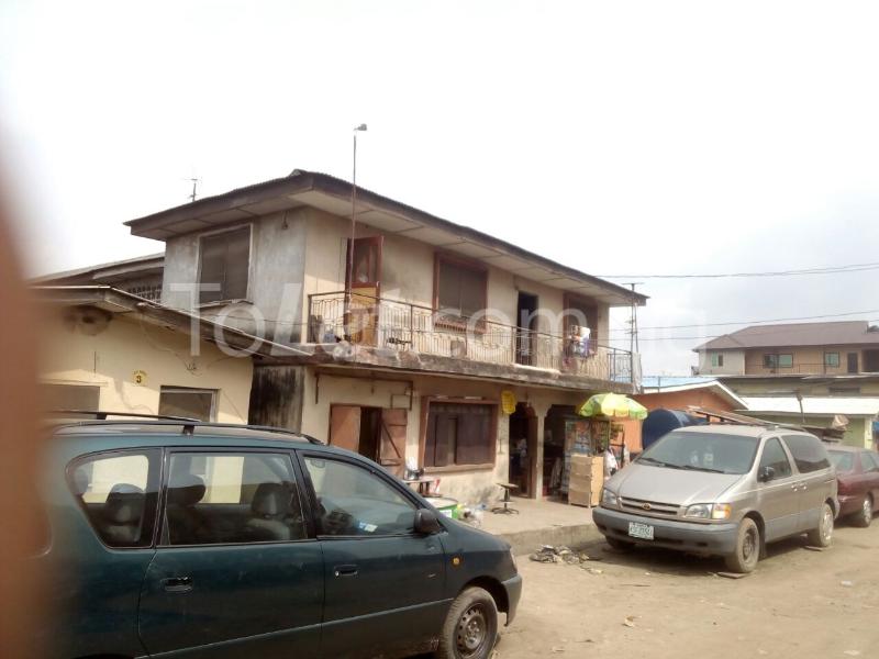 Flat / Apartment for sale Lati Erelu Ijesha Surulere Lagos