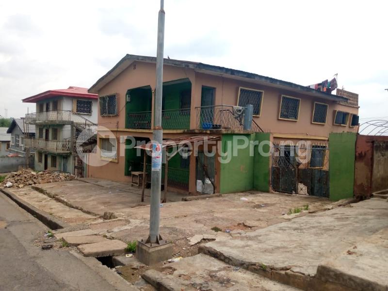 1 bedroom House for sale Facing Oba Akinbiyi School,mokola Ibadan Oyo