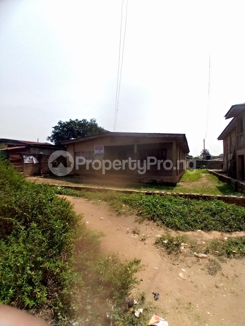 8 bedroom House for sale Behind Zumuratul Hijaj School, Muslim Ibadan Oyo