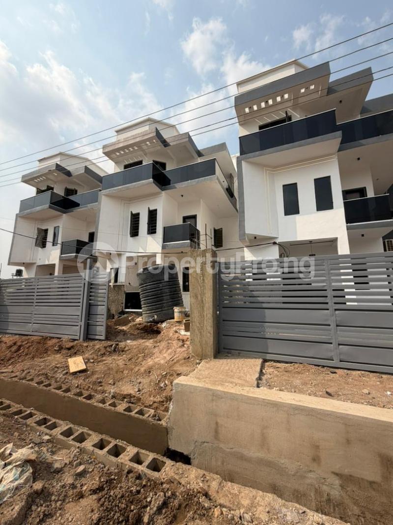 4 bedroom House for sale Carlton Gate Estate, Akobo Ibadan Oyo