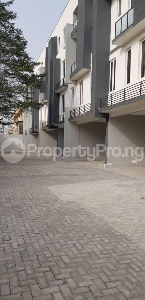 4 bedroom House for sale Oniru. ONIRU Victoria Island Lagos