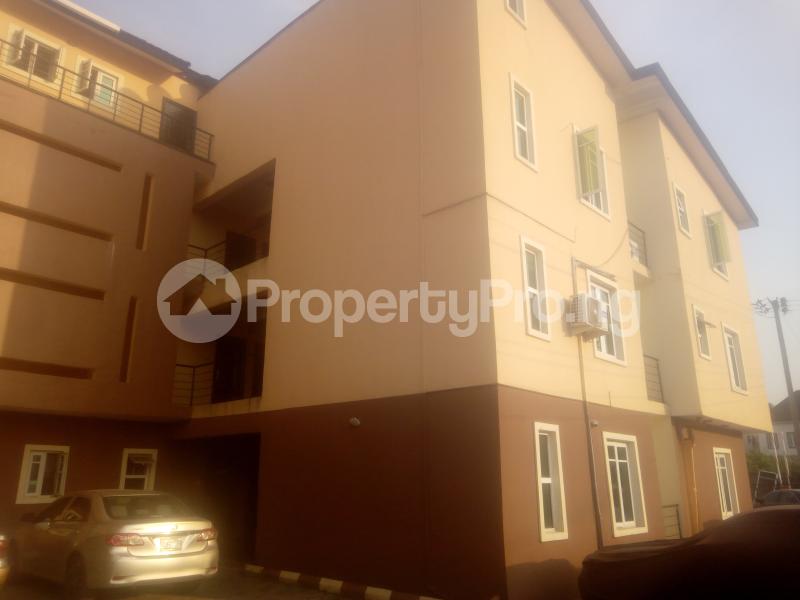 2 bedroom Flat / Apartment for rent Ologolo Lekki Lagos