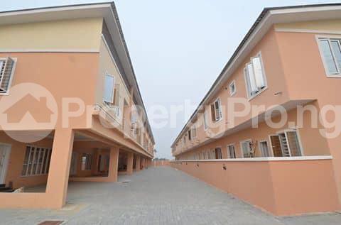 4 bedroom House for sale Orchid Road chevron Lekki Lagos