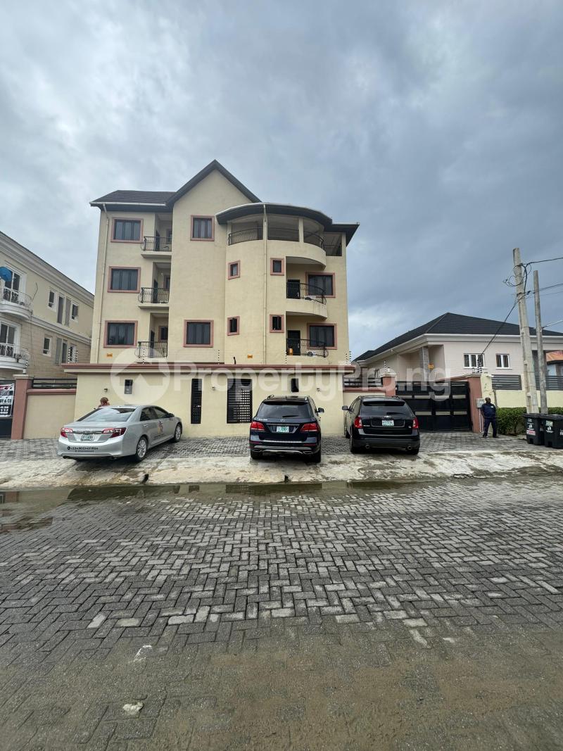 3 bedroom Flat / Apartment for rent Lekki Phase 1 Lekki Lagos