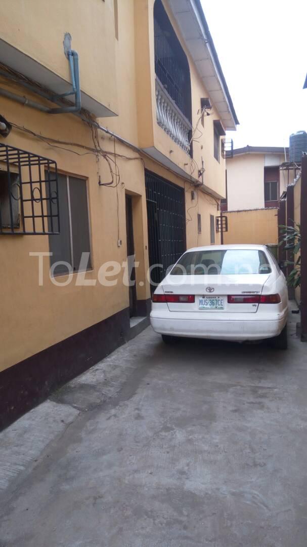 3 bedroom Flat / Apartment for rent 5 Bank Shonibare Street Ojodu Lagos