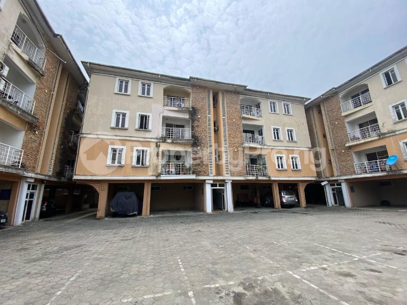3 bedroom Flat / Apartment for rent ONIRU Victoria Island Lagos