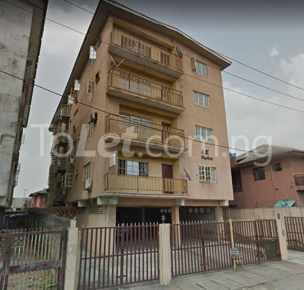 3 bedroom Flat / Apartment for rent 4, St Reet Itire Surulere Lagos