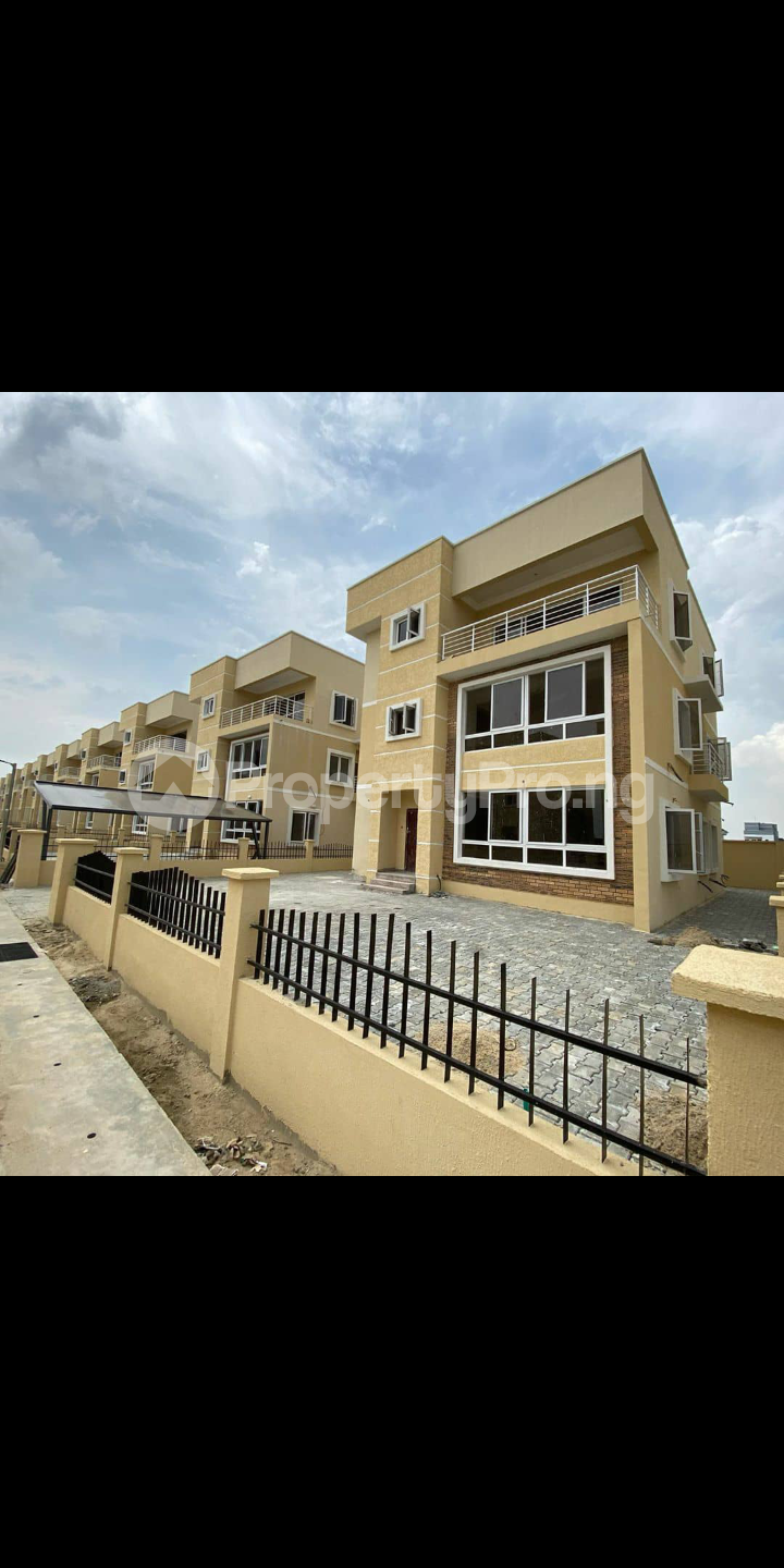 House for sale Vantage Court Bogije Bogije Sangotedo Lagos