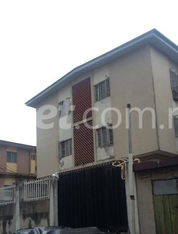 3 bedroom Flat / Apartment for rent Walter Street Ifako-gbagada Gbagada Lagos