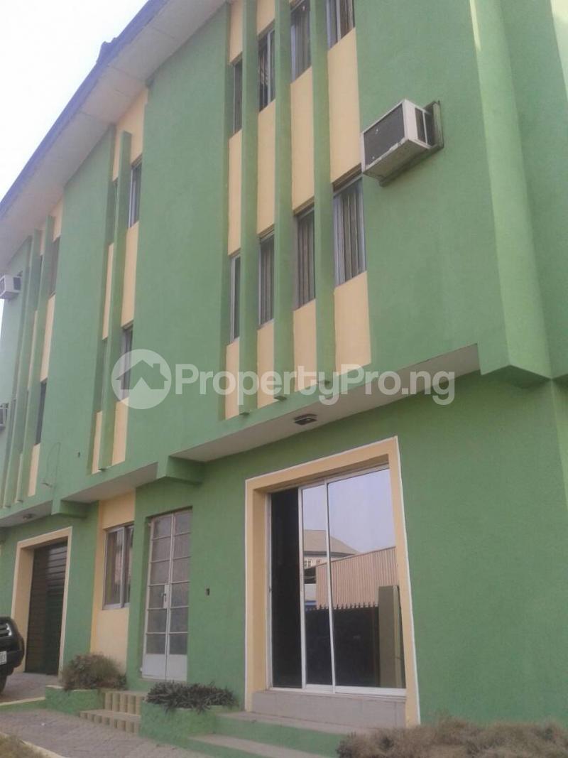 3 bedroom Flat / Apartment for rent   Iyana Ipaja Ipaja Lagos