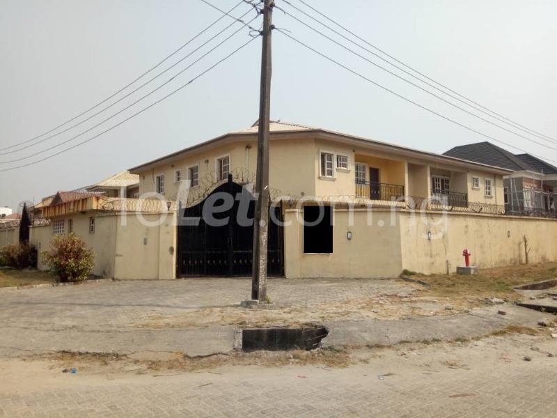 3 bedroom Flat / Apartment for rent Off Bisola Durosinmi Etti Lekki Phase 1 Lekki Lagos