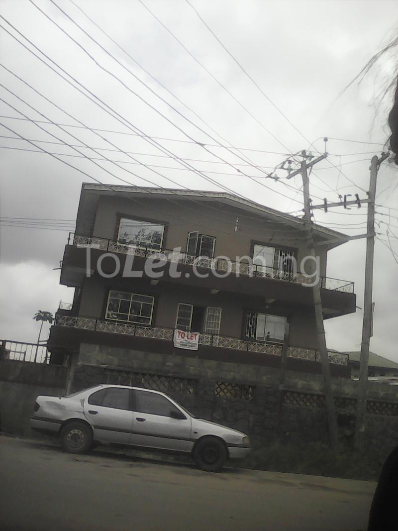 3 bedroom Flat / Apartment for rent 125 Iwaya Yaba Lagos