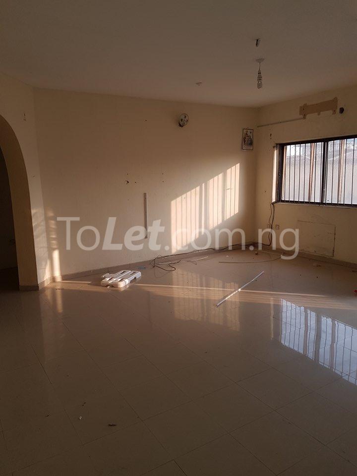 3 bedroom Flat / Apartment for rent Bakery Bus Stop Ajah Ibeju-Lekki Lagos - 0