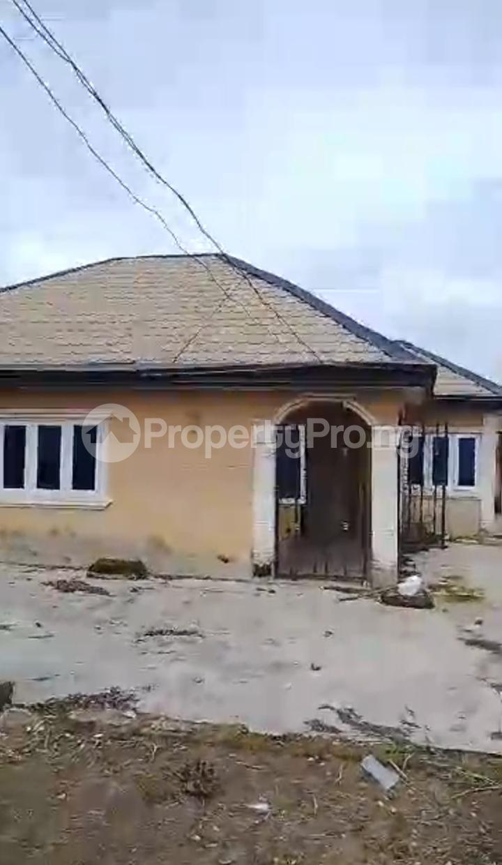 3 bedroom House for sale Buraka Mowe Obafemi Owode Ogun