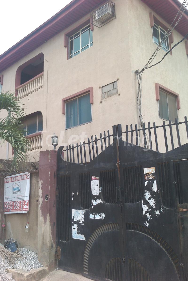 3 bedroom Flat / Apartment for rent 15a Owolabi Street Ago palace Okota Lagos - 0