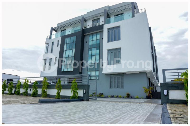 3 bedroom House for shortlet Pinnock Beach Estate Osapa london Lekki Lagos