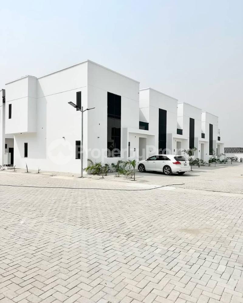 3 bedroom House for sale Ogombo Ajah Lagos